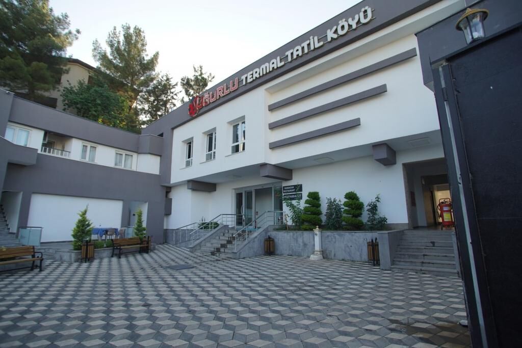 Uğurlu Termal Tatil Köyü